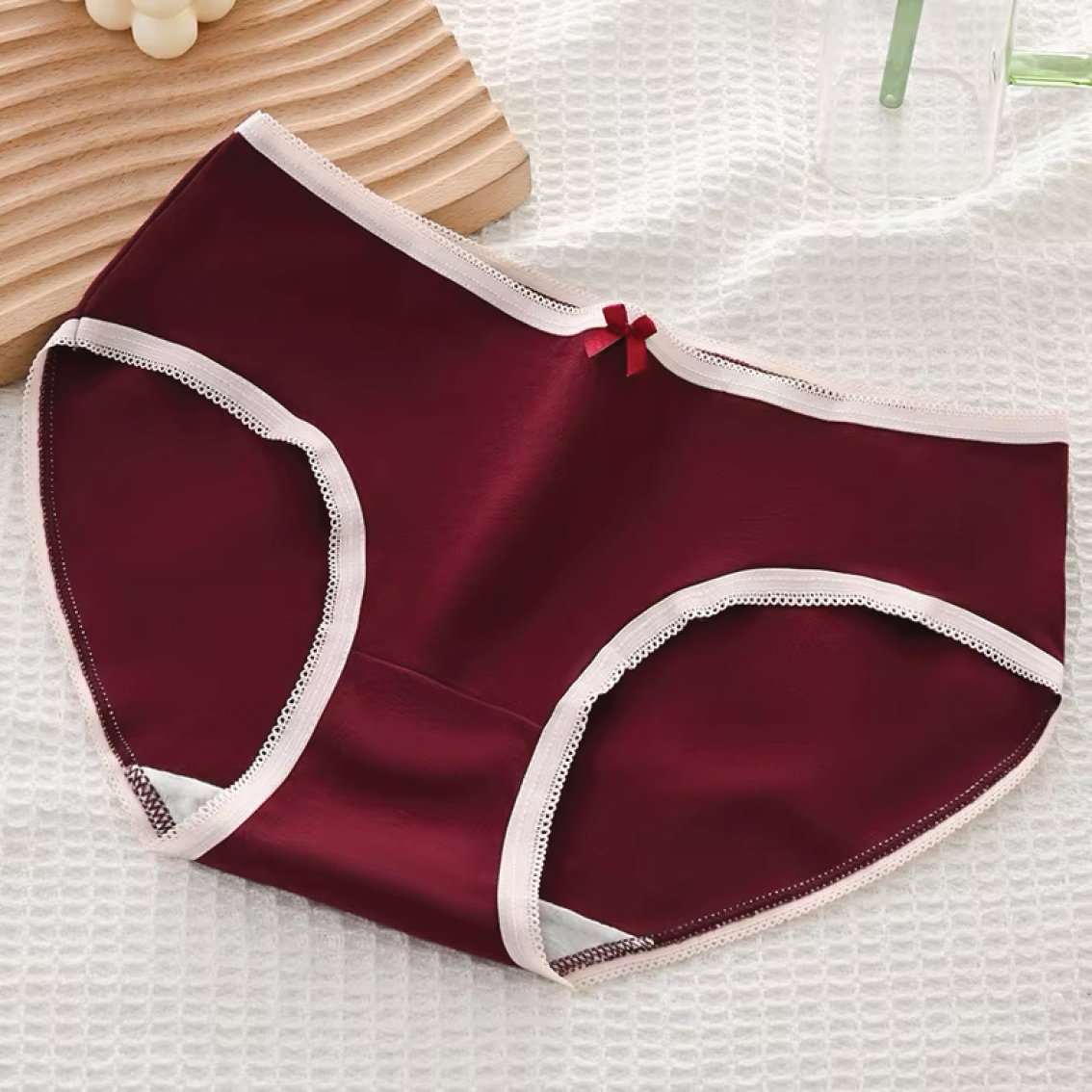 Scarlet Desires (SD040)