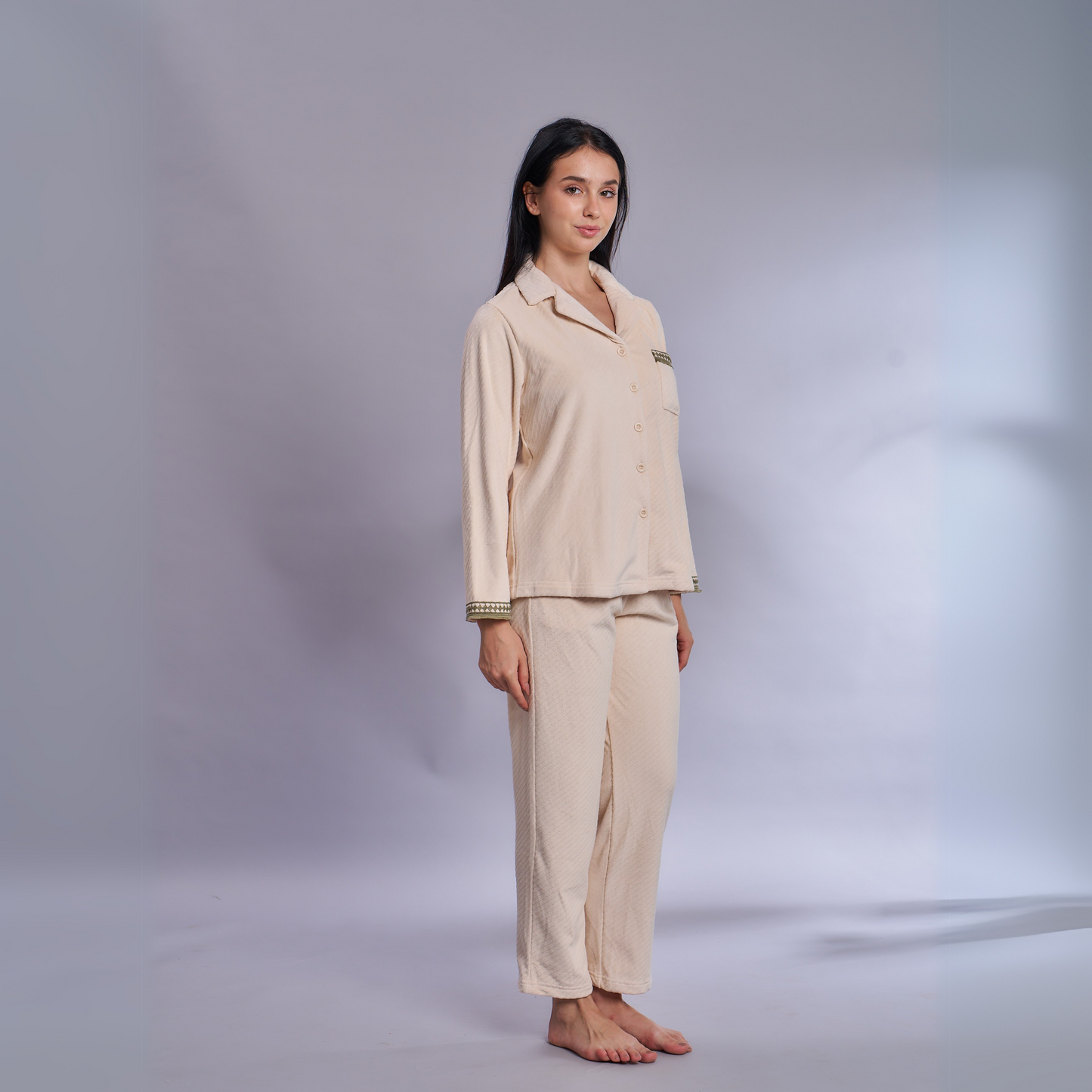 Cuddle Cloud (CC001)