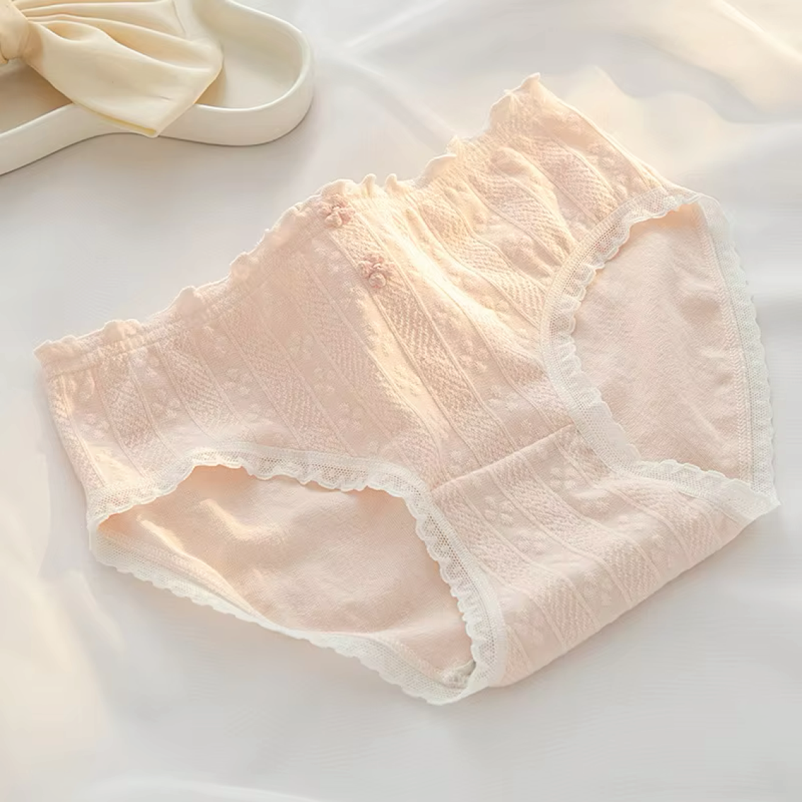 Delicate Charm (DCO12)