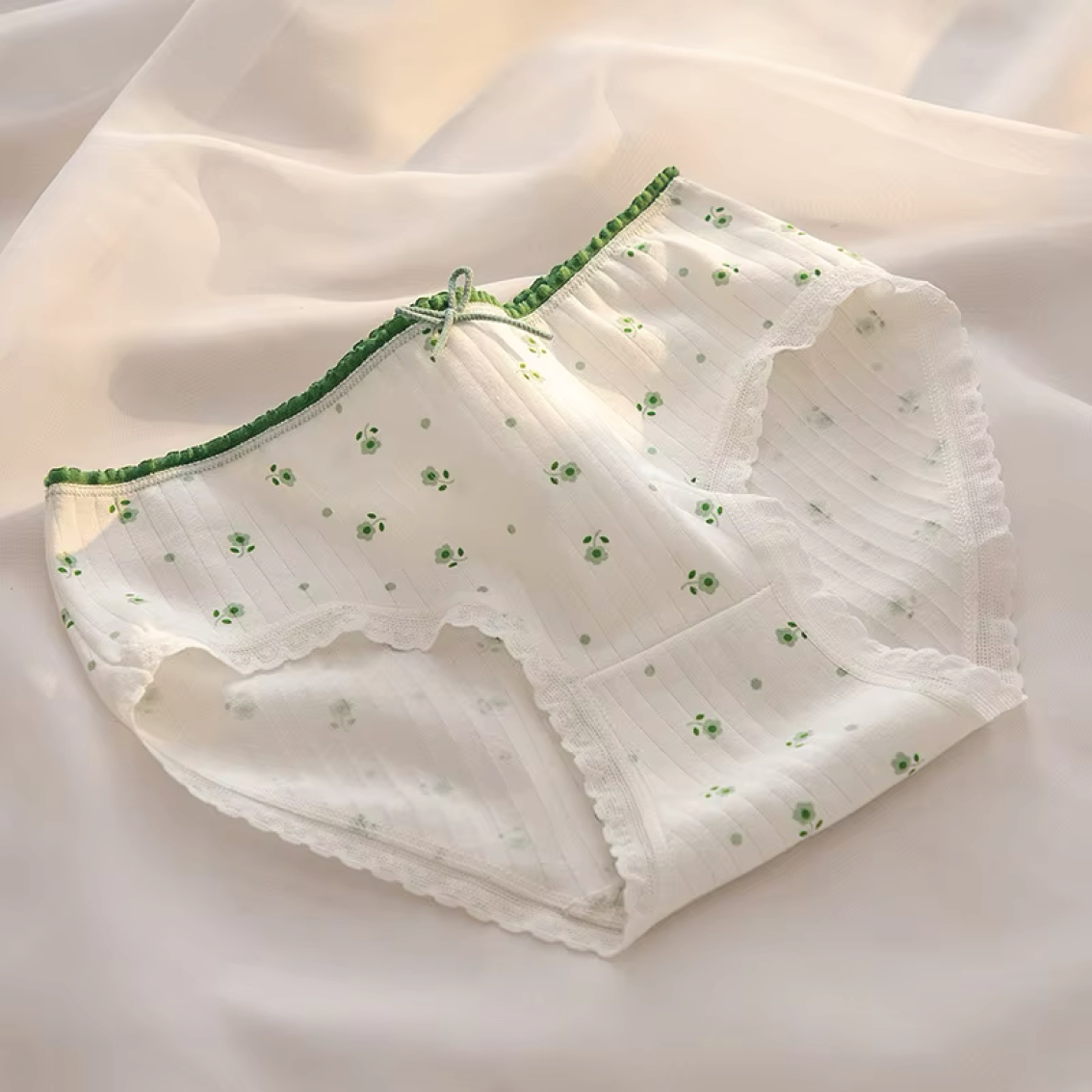 Floral Whisper (FW030)