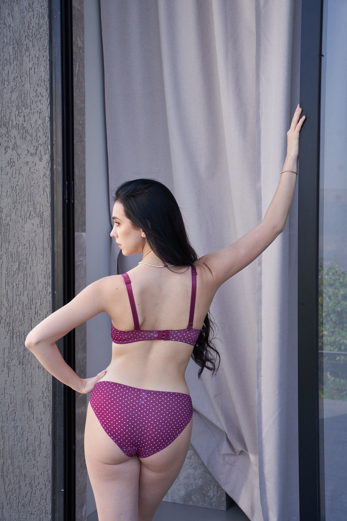Lace & Grace (LG384)