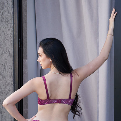 Lace & Grace (LG384)