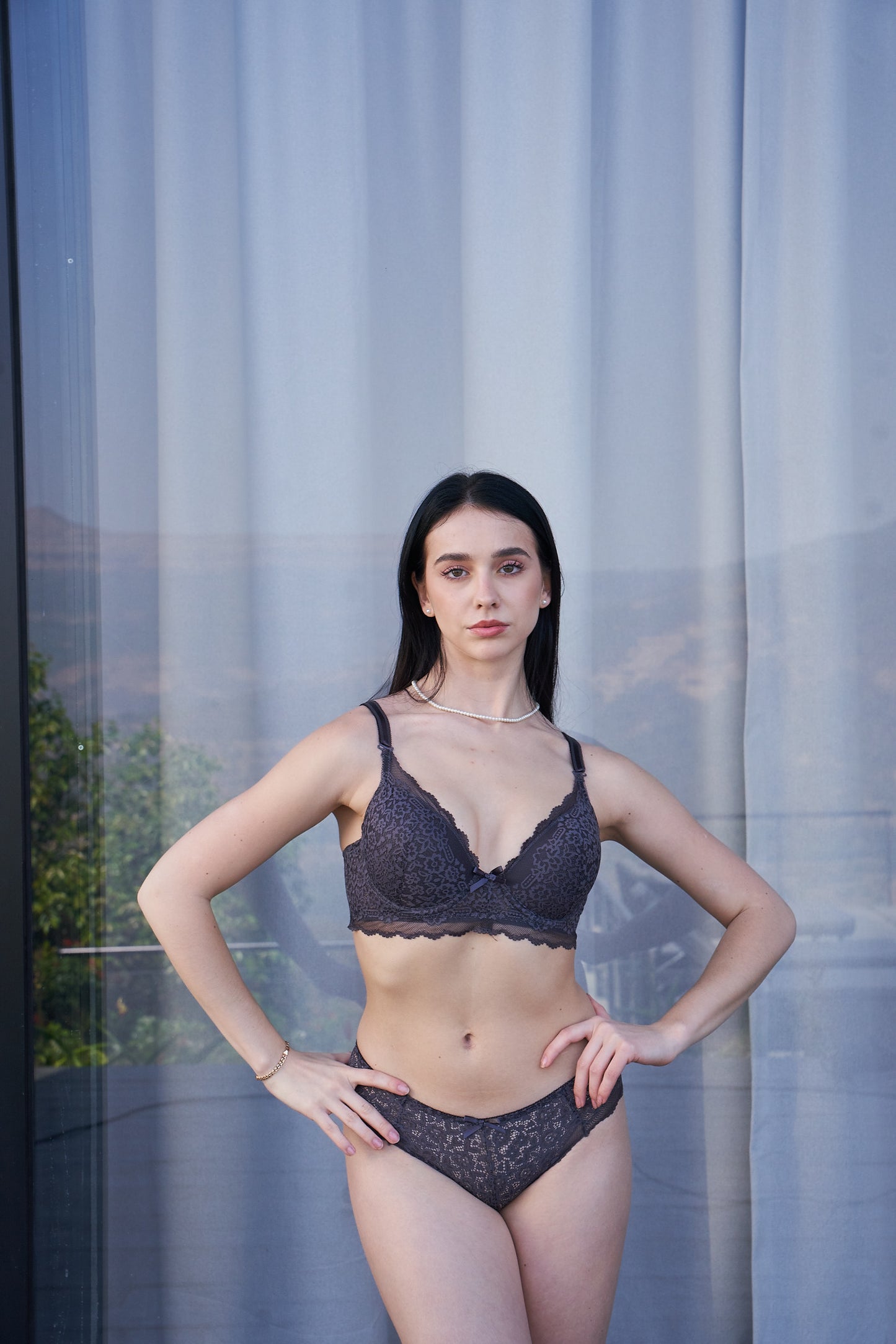 Lace & Grace (LG390)